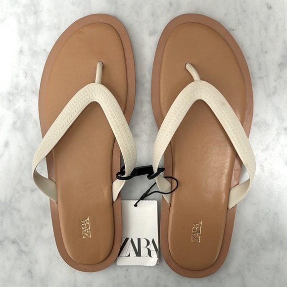 ZARA • Women’s Rubberized Thong Flip Flop Flat Sandals - Picture 5 of 5